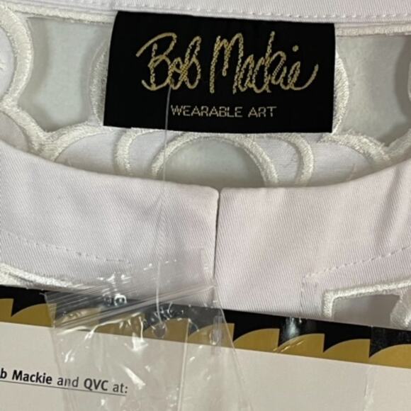 Bob Mackie Womens Size Large NEW 3/4 Sleeve White Embroidered Cut-Out Jacket - Picture 3 of 9